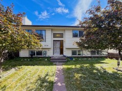 8534 21 Avenue Coleman, AB T0K 0M0