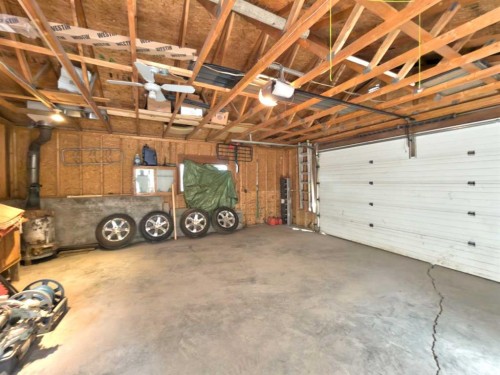 8534 21 Avenue, Coleman, AB - Indoor Photo Showing Garage