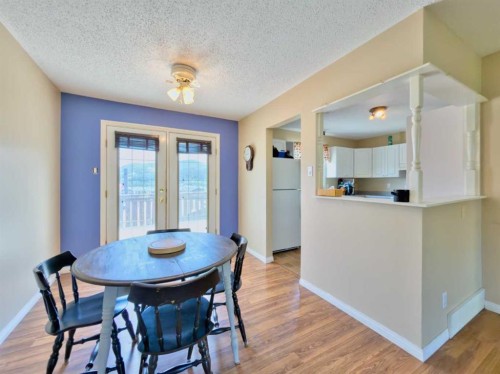 8534 21 Avenue, Coleman, AB - Indoor Photo Showing Dining Room
