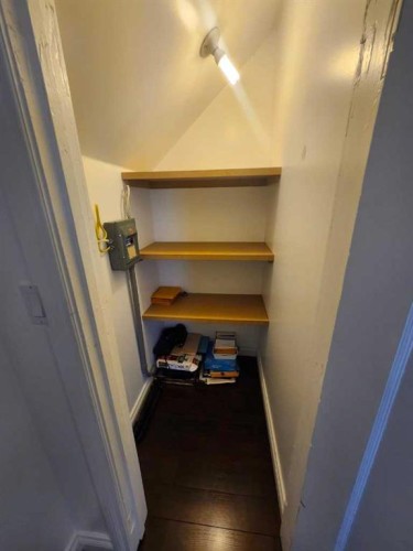 721 6 Street South, Lethbridge, AB - Indoor Photo Showing Other Room