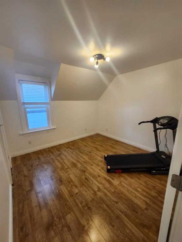 721 6 Street South, Lethbridge, AB - Indoor