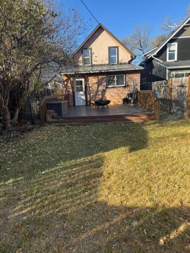 721 6 Street South, Lethbridge, AB - Outdoor
