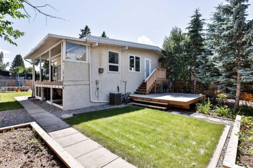 1019 Glacier Drive South, Lethbridge, AB - Outdoor