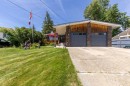 152S 100E, Raymond, AB 