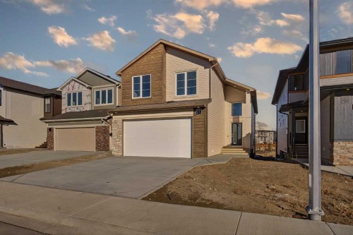 3121 44 Street South, Lethbridge, AB 