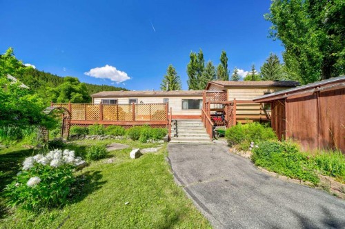 5670 16 Avenue, Coleman, AB - Outdoor