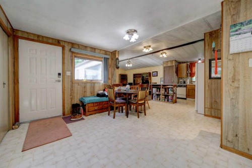 5670 16 Avenue, Coleman, AB - Indoor