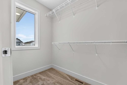 2526 44 Street South, Lethbridge, AB 