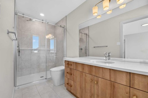 2526 44 Street South, Lethbridge, AB 