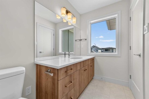 2526 44 Street South, Lethbridge, AB 