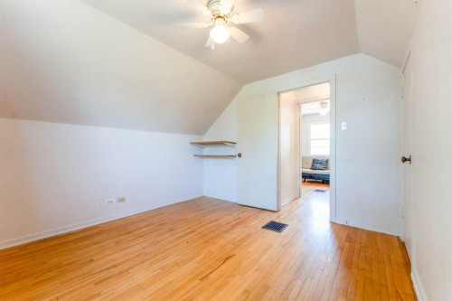 305 1 Avenue South, Coutts, AB 