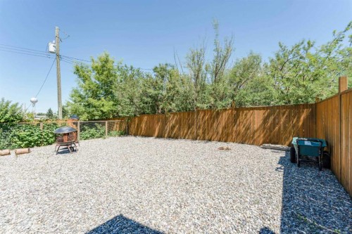 305 1 Avenue South, Coutts, AB 