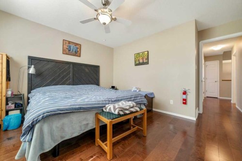 441 Edinburgh Road West, Lethbridge, AB - Indoor Photo Showing Bedroom