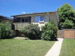 39 Meadowlark Boulevard NORTHLethbridge, AB T1H 4R4
