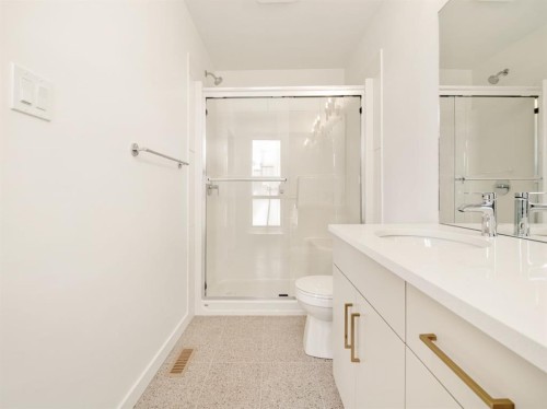 262 Caribou Way North, Lethbridge, AB 