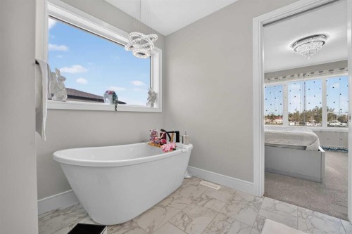 4505 25 Avenue South, Lethbridge, AB 