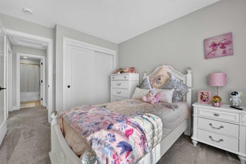 4505 25 Avenue South, Lethbridge, AB 