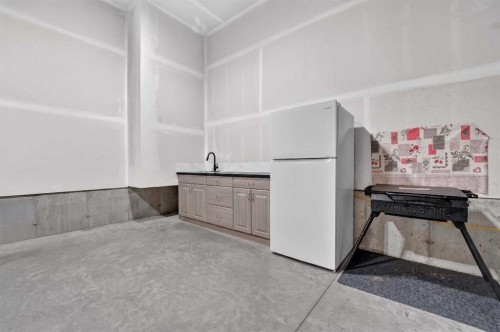 4505 25 Avenue South, Lethbridge, AB 