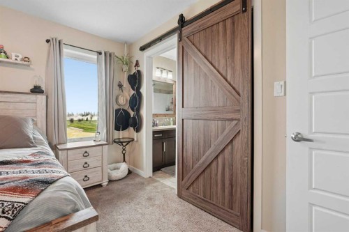 648 Parkside Green, Coaldale, AB - Indoor Photo Showing Bedroom