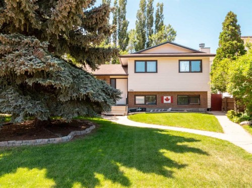 106 Ojibwa Place WEST Lethbridge, AB T1K 5T5