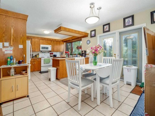 106 Ojibwa Place West, Lethbridge, AB - Indoor