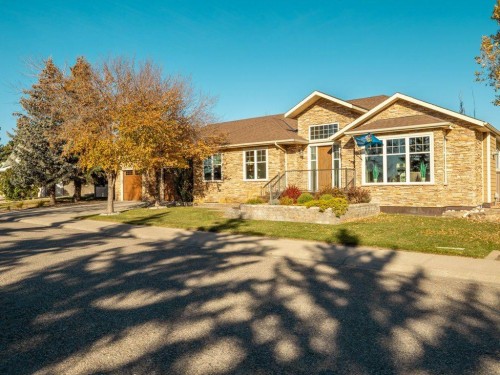 621 18 Street, Fort Macleod, AB 