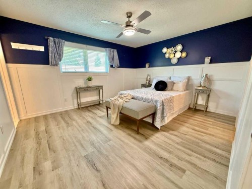 221 Mcdermott Road, Coalhurst, AB - Indoor Photo Showing Bedroom