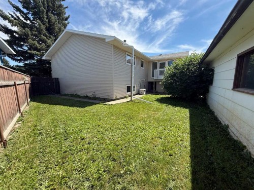 221 Mcdermott Road, Coalhurst, AB - Outdoor With Exterior