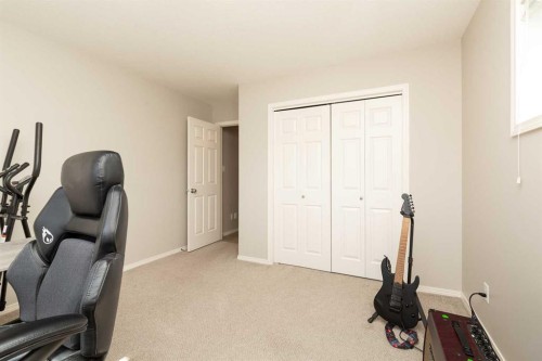 2-101 Silkstone Road West, Lethbridge, AB - Indoor