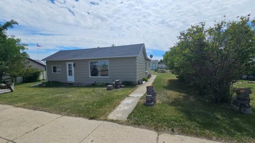 104 1 A Avenue, Coutts, AB - Outdoor