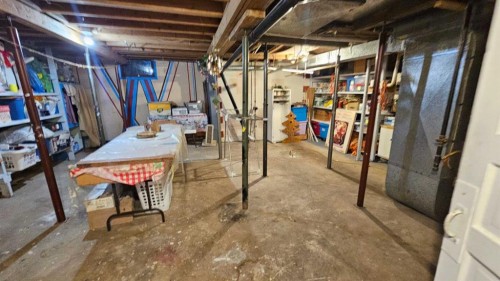 104 1 A Avenue, Coutts, AB - Indoor Photo Showing Basement