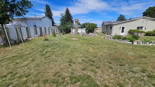 104 1 A Avenue, Coutts, AB - Outdoor