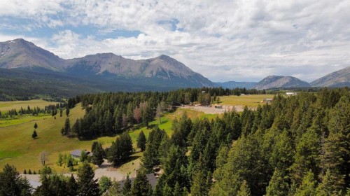 8-5302 19 Avenue, Coleman, AB 