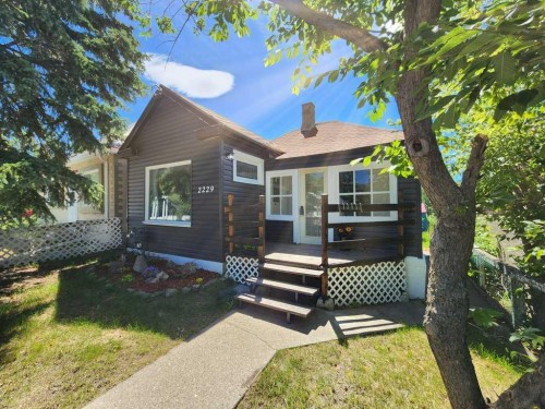 2229 210 Street, Bellevue, AB - Outdoor With Deck Patio Veranda