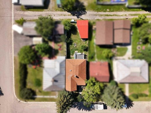 2229 210 Street, Bellevue, AB - Outdoor With View