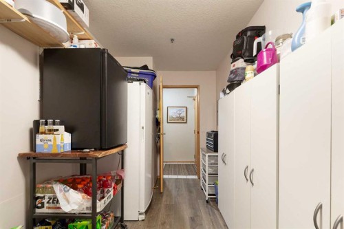 104-75 1 Avenue South, Lethbridge, AB - Indoor