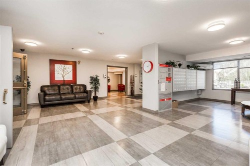 104-75 1 Avenue South, Lethbridge, AB - Indoor