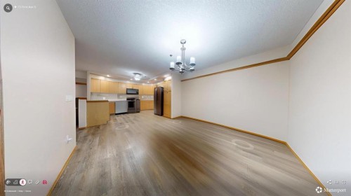 104-75 1 Avenue South, Lethbridge, AB - Indoor Photo Showing Other Room