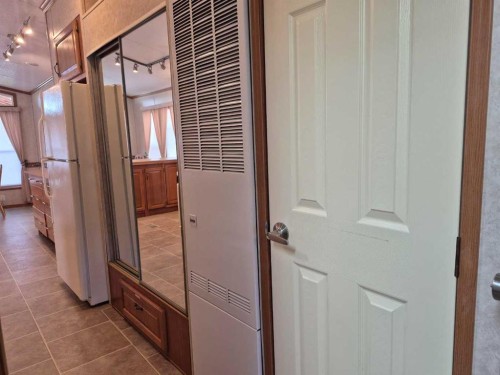 30 Mount Vista Drive, Cardston, AB - Indoor Photo Showing Other Room