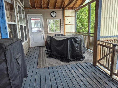 30 Mount Vista Drive, Cardston, AB -  With Deck Patio Veranda With Exterior