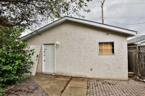 936 13 Street South, Lethbridge, AB - Outdoor