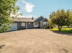 219 Falcon Ridge Way WESTRural Lethbridge County, AB T1J 5R8