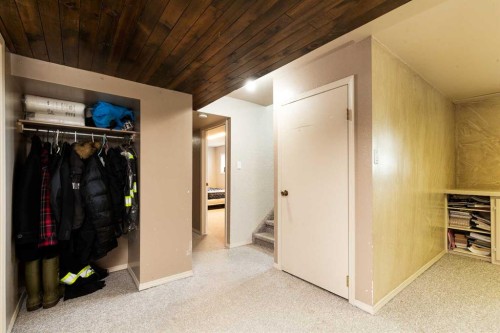 258 Mcdermott Road, Coalhurst, AB - Indoor Photo Showing Other Room