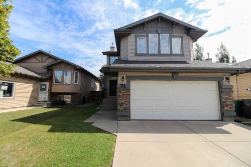71 Coalbanks Gate West, Lethbridge, AB - Outdoor With Facade