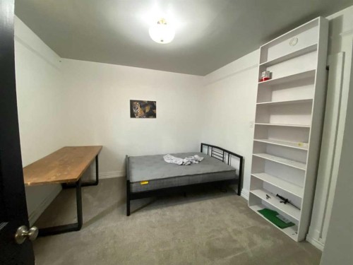 814 12 Street North, Lethbridge, AB - Indoor
