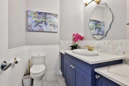 406 Meadow Lark Drive, Rural Lethbridge County, AB - Indoor Photo Showing Bathroom