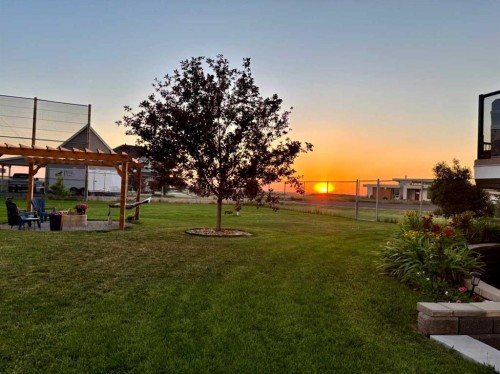 406 Meadow Lark Drive, Rural Lethbridge County, AB - Outdoor