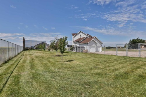 406 Meadow Lark Drive, Rural Lethbridge County, AB - Outdoor