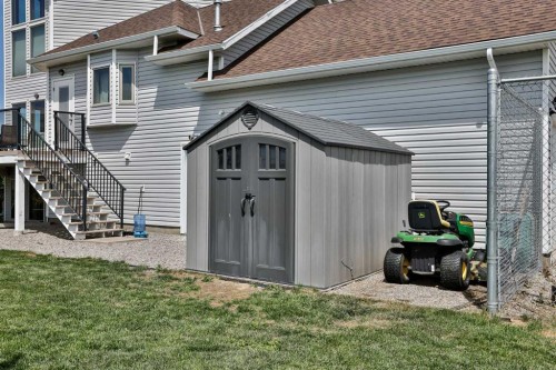 406 Meadow Lark Drive, Rural Lethbridge County, AB - Outdoor With Exterior
