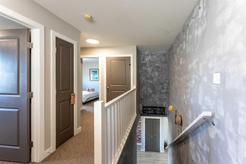 437 Devonia Way West, Lethbridge, AB - Indoor Photo Showing Other Room